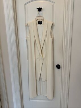 Olcay Gulsen Cream Long Sleeveless Blazer Vest